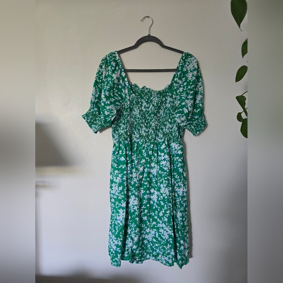Draper James Size Large Green White Floral Lined Dress With Pockets Short Sleeve - Picture 2 of 10